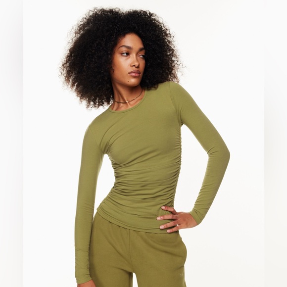 Aritzia Tna Chill Malibu Longsleeve Ancient Olive Ruched Top Size S Fitted - Picture 2 of 9
